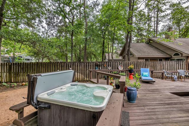 61 N Rushwing Circle, The Woodlands, TX 77381