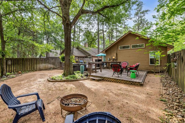 61 N Rushwing Circle, The Woodlands, TX 77381