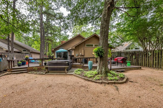 61 N Rushwing Circle, The Woodlands, TX 77381