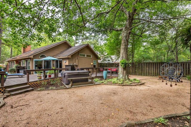 61 N Rushwing Circle, The Woodlands, TX 77381