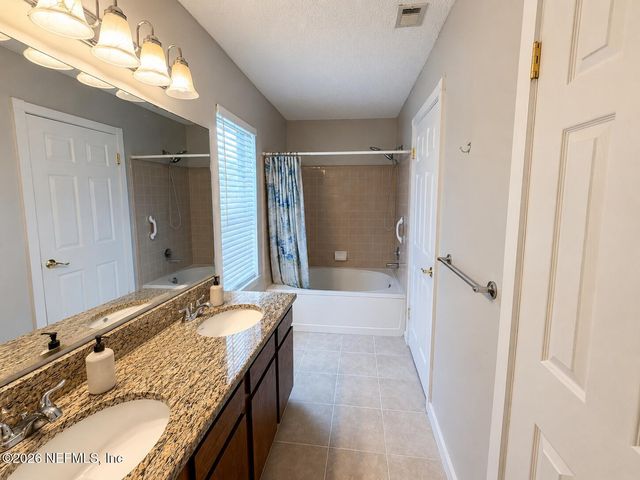 13214 HARTWELL Drive, Jacksonville, FL 32225