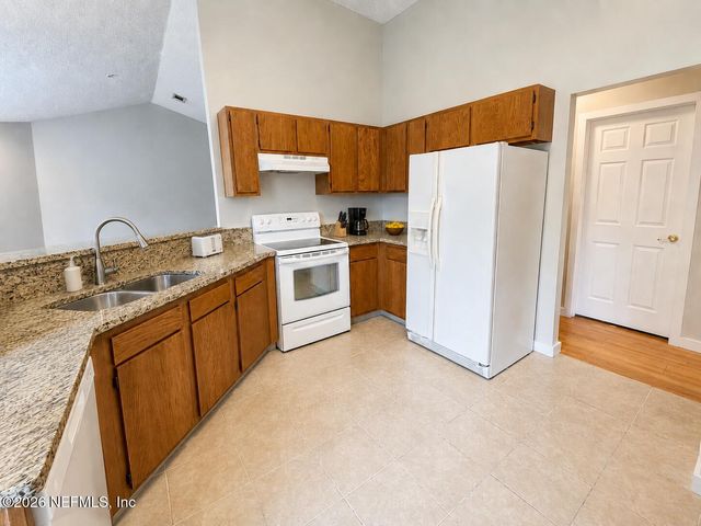 13214 HARTWELL Drive, Jacksonville, FL 32225