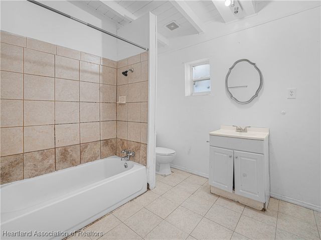 657 N Hollandtown Road, Wauchula, FL 33873