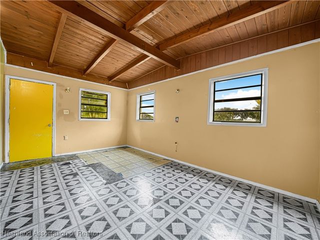 657 N Hollandtown Road, Wauchula, FL 33873