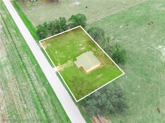 657 N Hollandtown Road, Wauchula, FL 33873