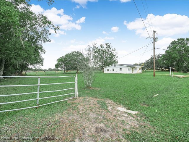 657 N Hollandtown Road, Wauchula, FL 33873