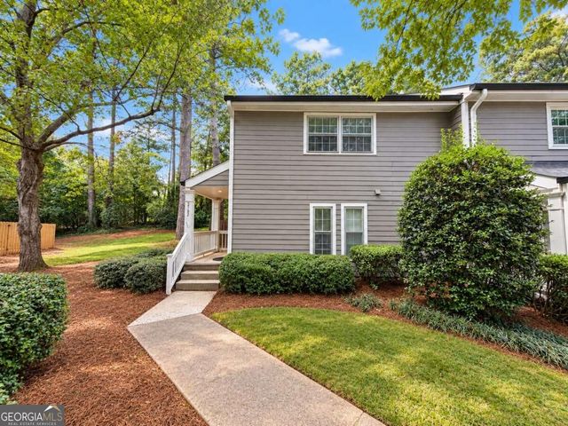 2782 Farmstead Road SE, Smyrna, GA 30080