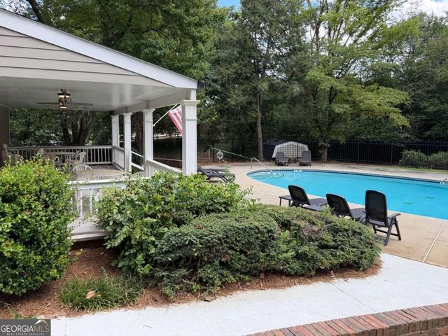 2782 Farmstead Road SE, Smyrna, GA 30080