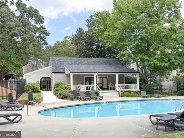 2782 Farmstead Road SE, Smyrna, GA 30080
