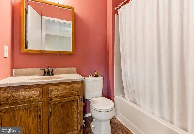 48 FOREST CT, Mantua, NJ 08051