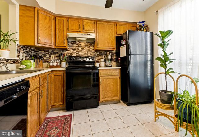 48 FOREST CT, Mantua, NJ 08051