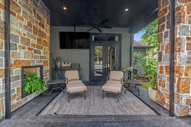 6912 Lone Star Court, Montgomery, TX 77316