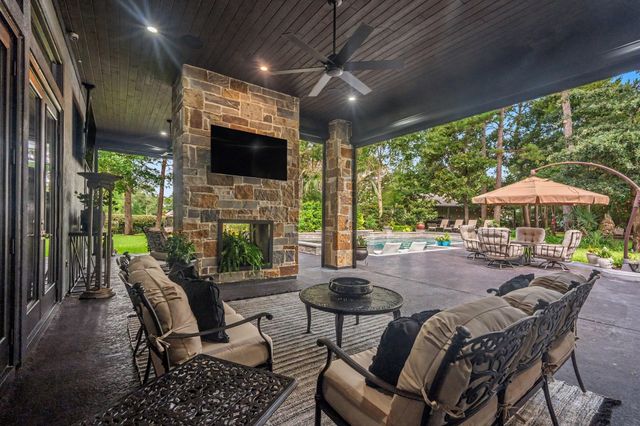 6912 Lone Star Court, Montgomery, TX 77316