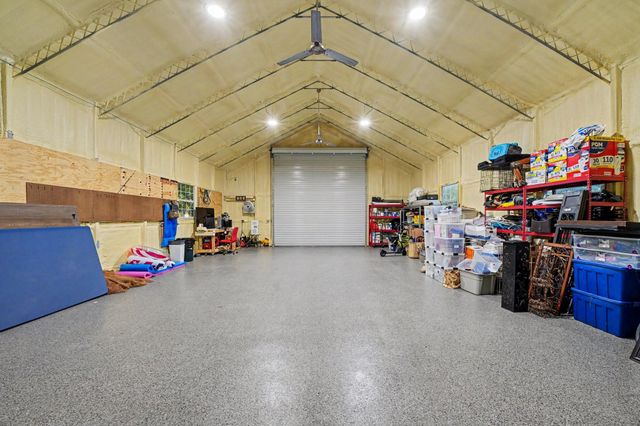 6912 Lone Star Court, Montgomery, TX 77316