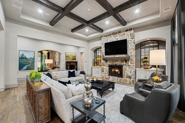 6912 Lone Star Court, Montgomery, TX 77316
