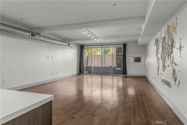 433 Pine Avenue 100, Long Beach, CA 90802