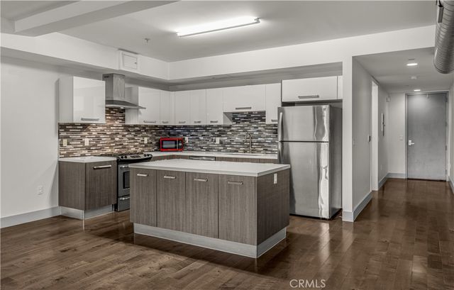 433 Pine Avenue 100, Long Beach, CA 90802