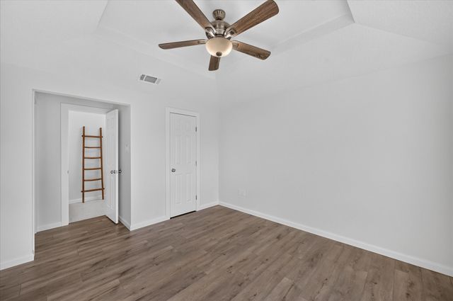 12 States Avenue, Midlothian, TX 76065