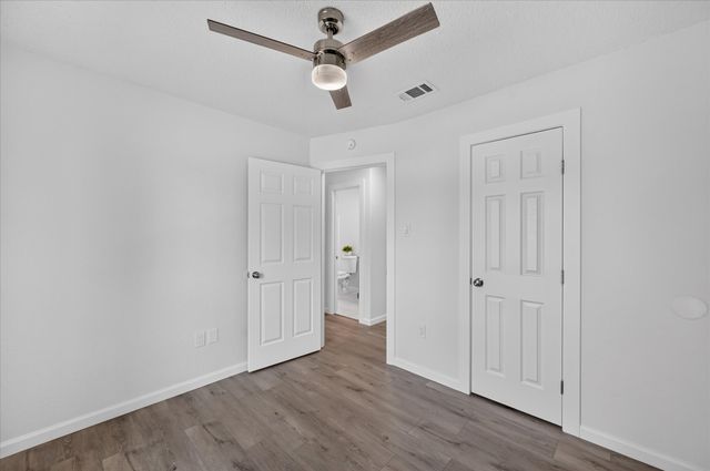 12 States Avenue, Midlothian, TX 76065