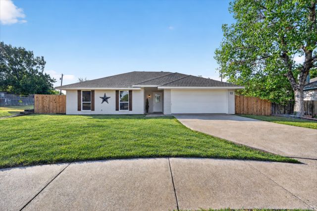 12 States Avenue, Midlothian, TX 76065