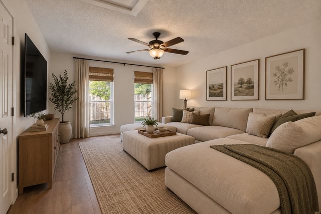 12 States Avenue, Midlothian, TX 76065