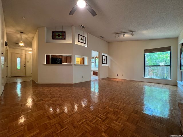 7131 THRUSH VIEW LN, San Antonio, TX 78209