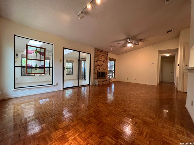 7131 THRUSH VIEW LN, San Antonio, TX 78209