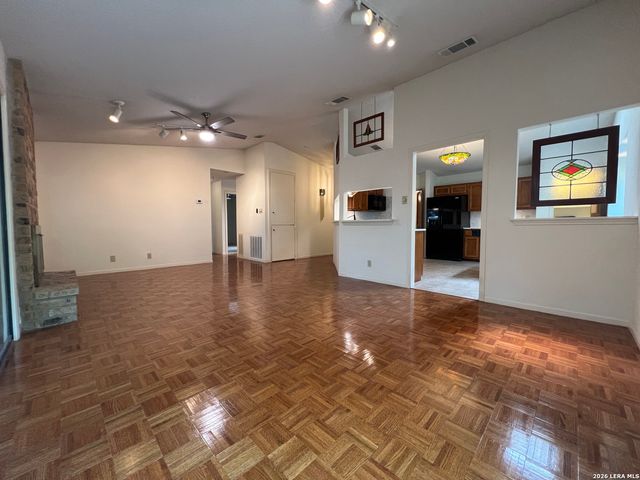 7131 THRUSH VIEW LN, San Antonio, TX 78209