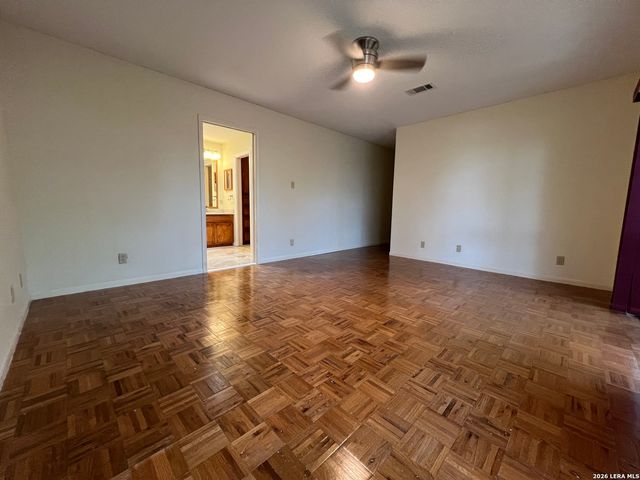 7131 THRUSH VIEW LN, San Antonio, TX 78209