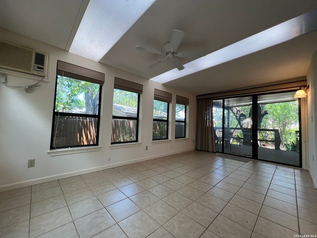 7131 THRUSH VIEW LN, San Antonio, TX 78209
