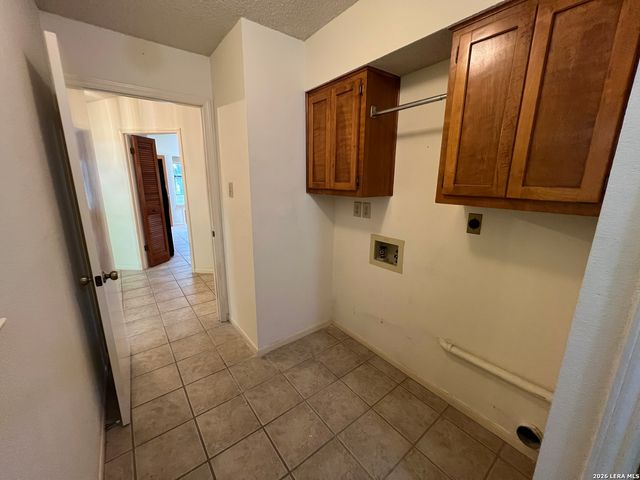 7131 THRUSH VIEW LN, San Antonio, TX 78209