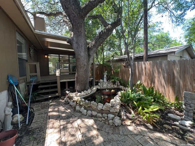 7131 THRUSH VIEW LN, San Antonio, TX 78209