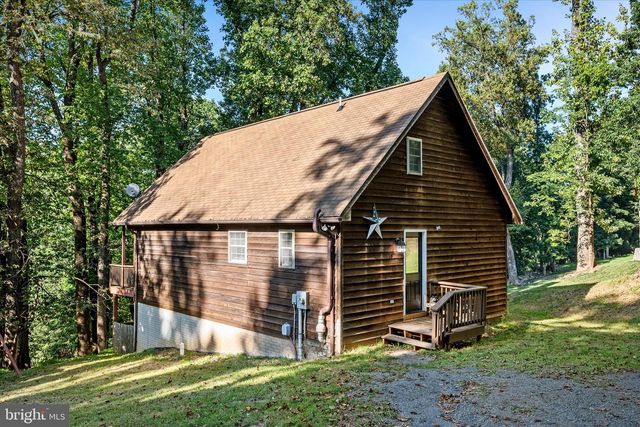 18 ROCKY KNOB LN, Front Royal, VA 22630