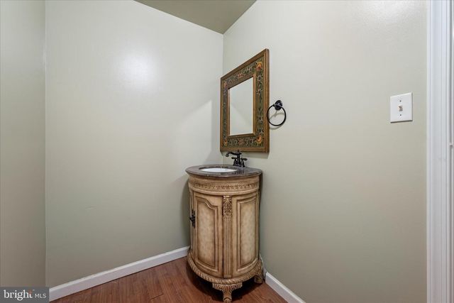 18 ROCKY KNOB LN, Front Royal, VA 22630