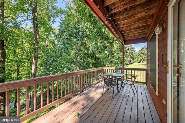18 ROCKY KNOB LN, Front Royal, VA 22630