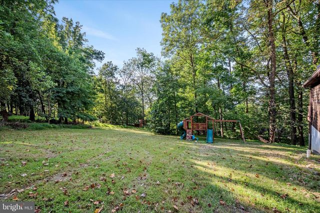 18 ROCKY KNOB LN, Front Royal, VA 22630