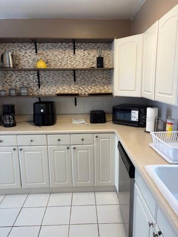 2625 STATE ROAD 590 2413, Clearwater, FL 33759