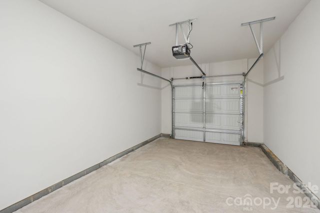 8116 Hidden Springs Trail, Charlotte, NC 28216