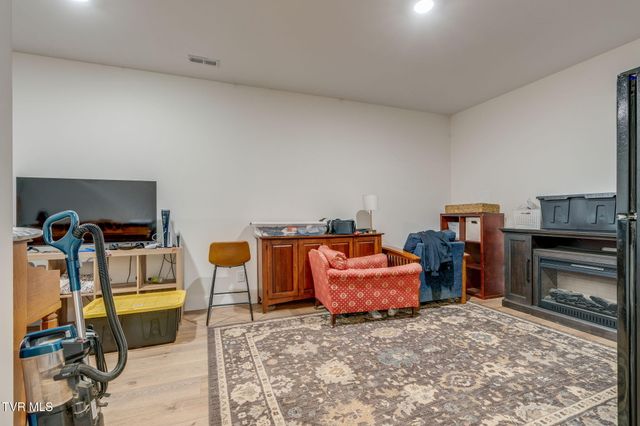 2155 Carroll Creek Road, Johnson City, TN 37615