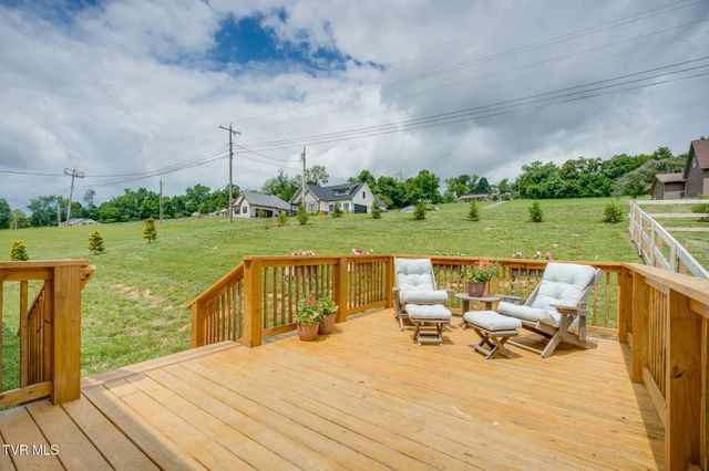 2155 Carroll Creek Road, Johnson City, TN 37615