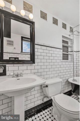 2019 KIMBALL ST, Philadelphia, PA 19146