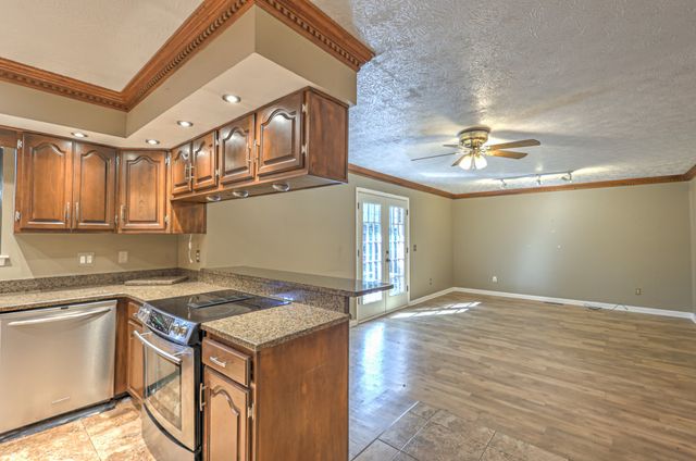 2445 Ravine Dr, Nashville, TN 37217