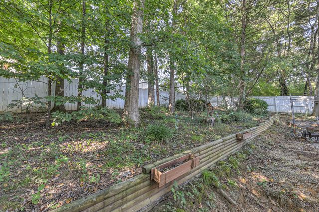 2445 Ravine Dr, Nashville, TN 37217