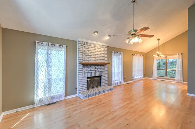 2445 Ravine Dr, Nashville, TN 37217