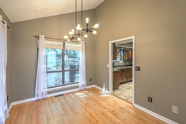 2445 Ravine Dr, Nashville, TN 37217