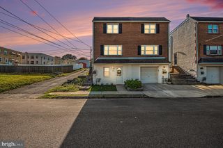 911 WOOD ST, Conshohocken, PA 19428