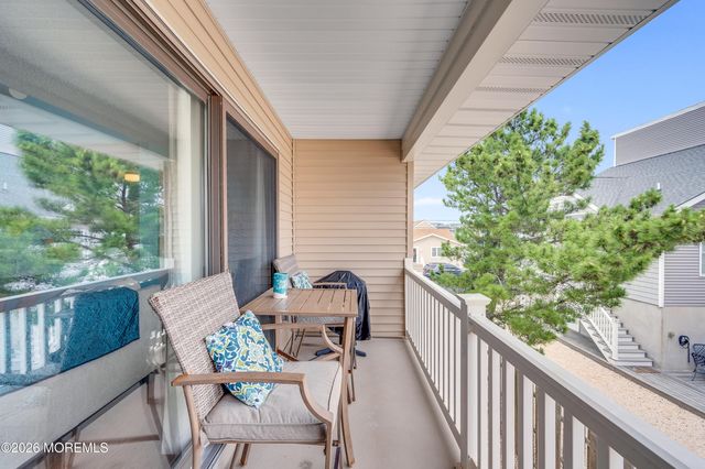 1820 E Pennsylvania Avenue E 4, Ortley Beach, NJ 08751