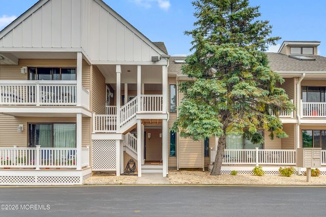 1820 E Pennsylvania Avenue E 4, Ortley Beach, NJ 08751