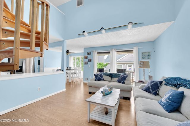 1820 E Pennsylvania Avenue E 4, Ortley Beach, NJ 08751