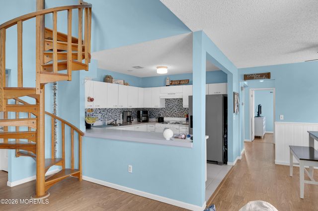 1820 E Pennsylvania Avenue E 4, Ortley Beach, NJ 08751